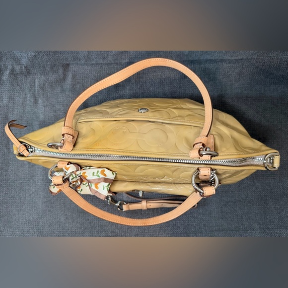 Coach Signature Butterscotch Embossed Patent Leather Leah Tote No. H0873-13178P - Picture 6 of 10